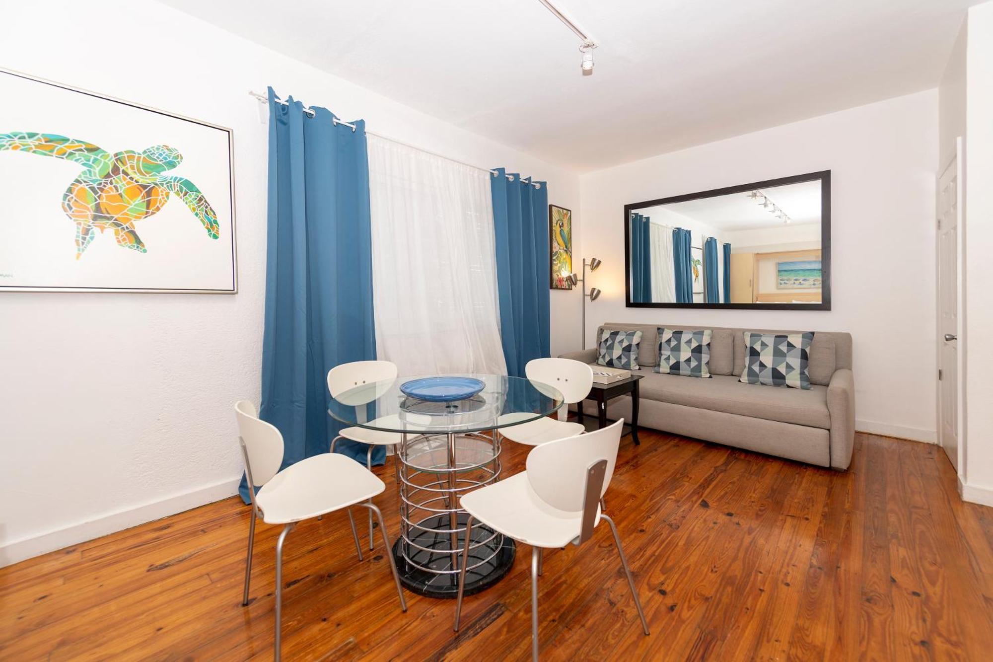 Apartments On Collins ميامي بيتش المظهر الخارجي الصورة